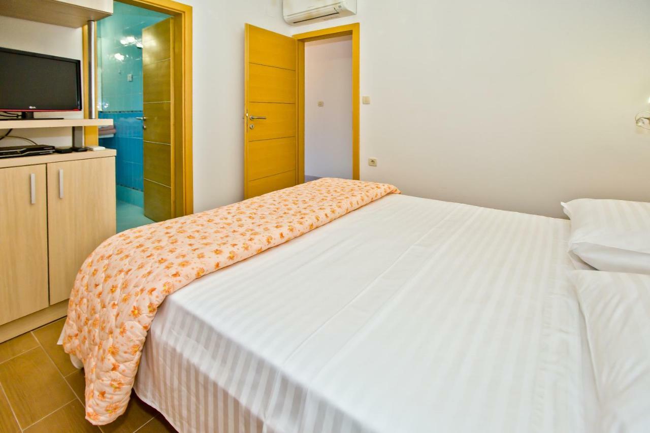 Island Hvar Seaside Villa Levanda With Beach, Pool & Seaview Hvar Town Kültér fotó