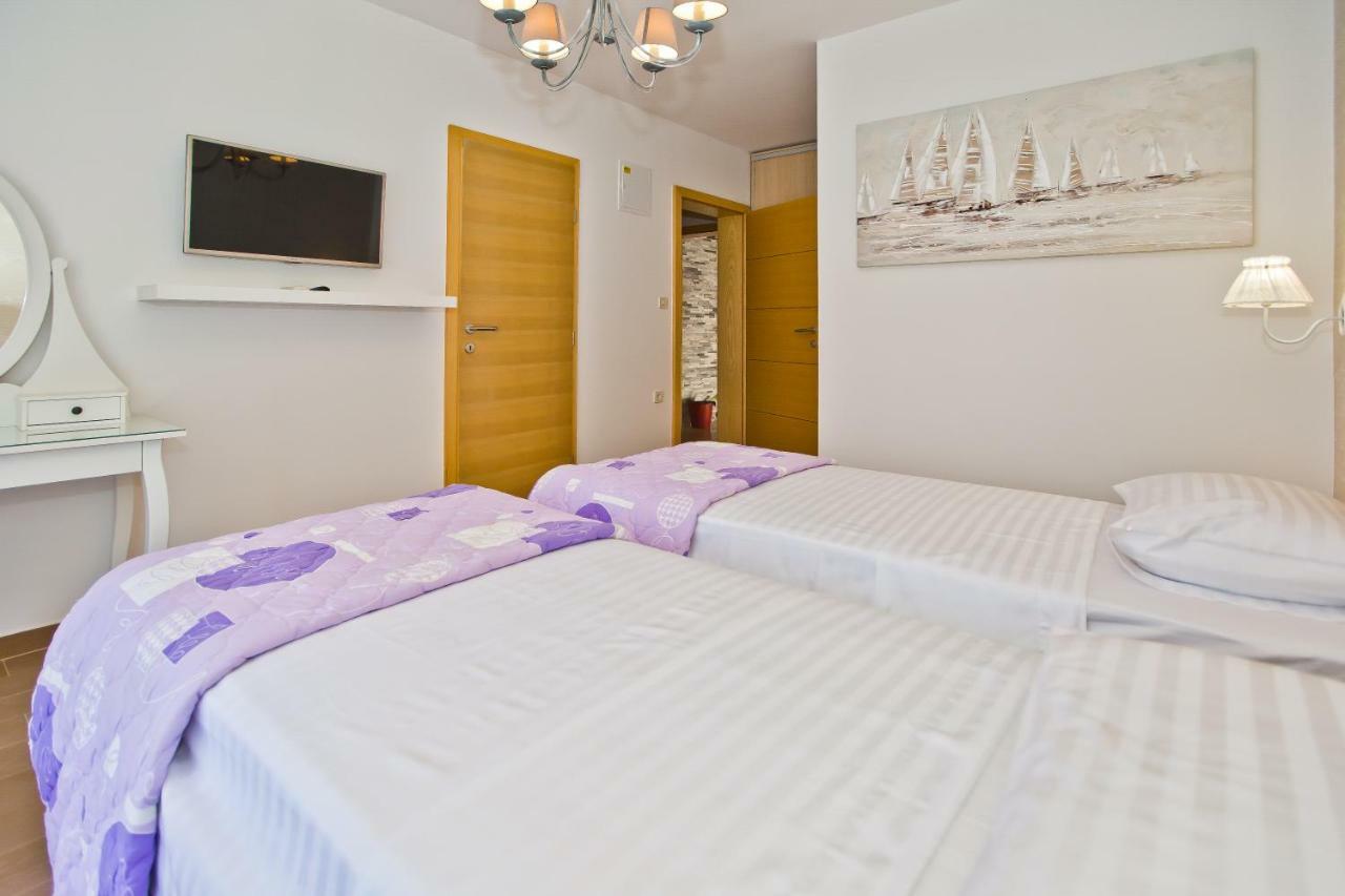 Island Hvar Seaside Villa Levanda With Beach, Pool & Seaview Hvar Town Kültér fotó